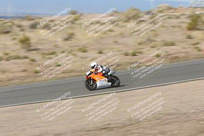 media/Apr-20-2025-AHRMA (Sun) [[393a79c373]]/Race/Group 11 early race/Turn 4b/